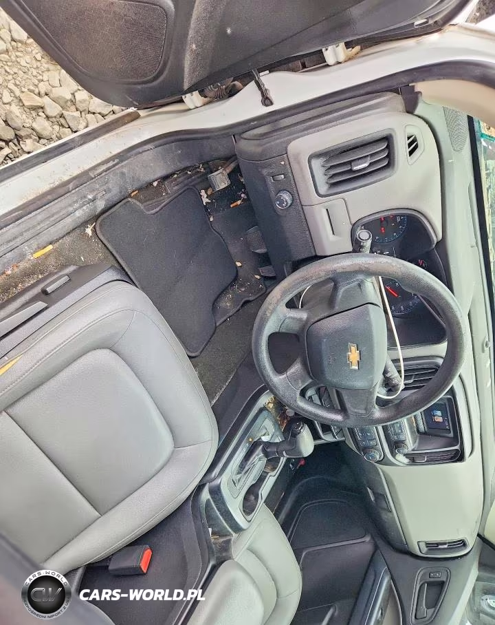 2017 Chevrolet Colorado VIN:1GCHSBEAXH1201565 - 8