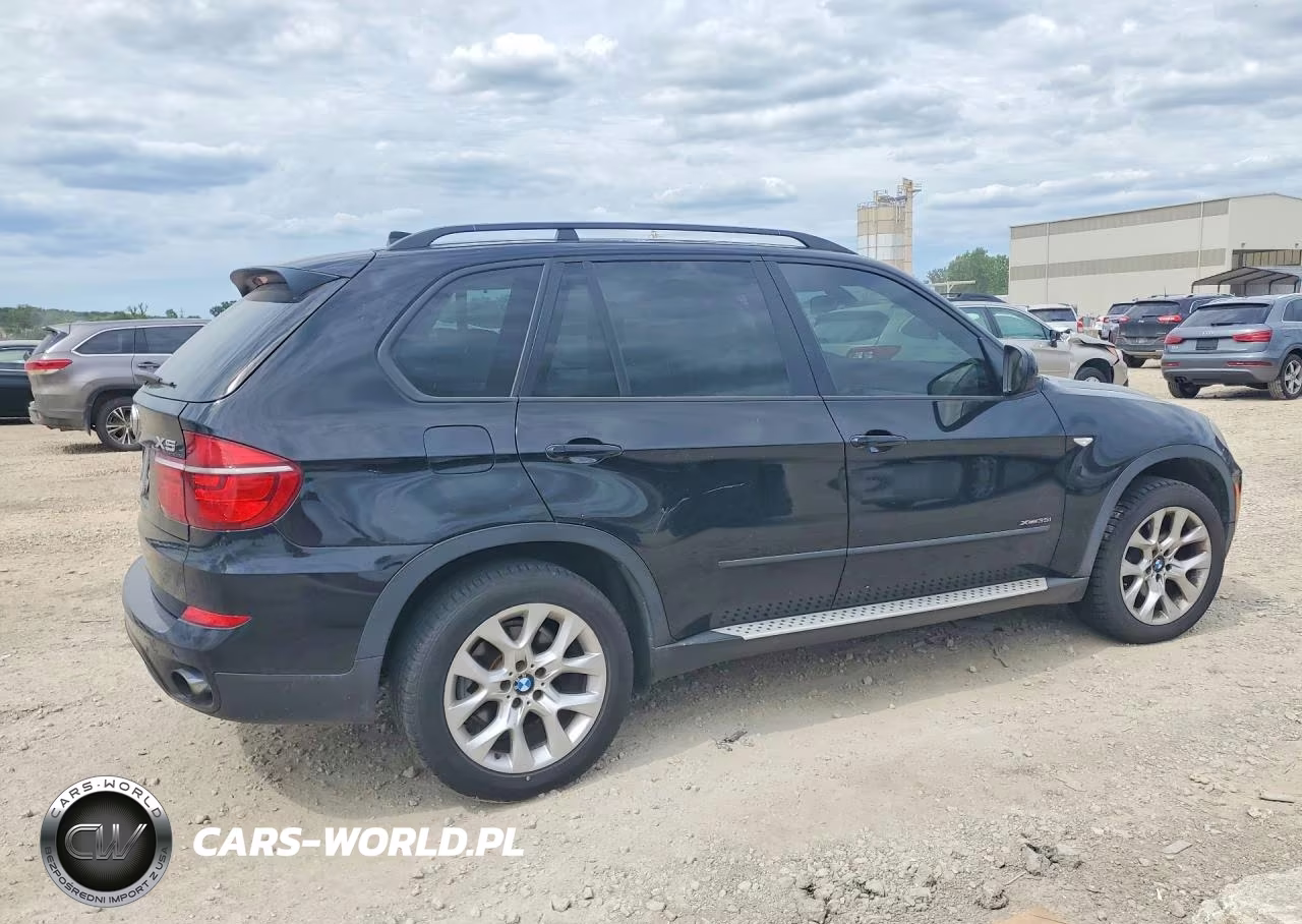 2011 BMW X5 xDrive35I VIN:5UXZV4C52BL414579 - 3