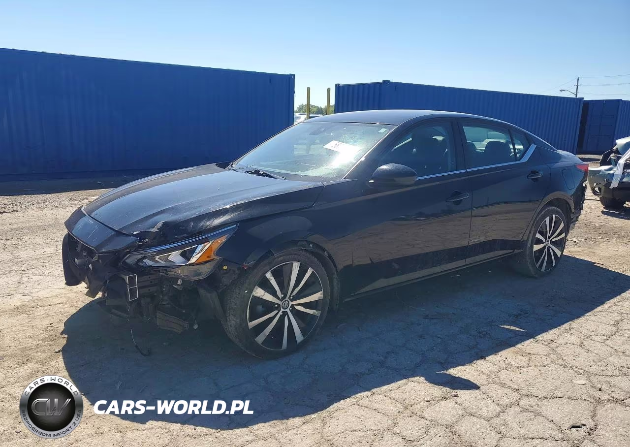2021 Nissan Altima Sr – zdjęcie 1 z 13