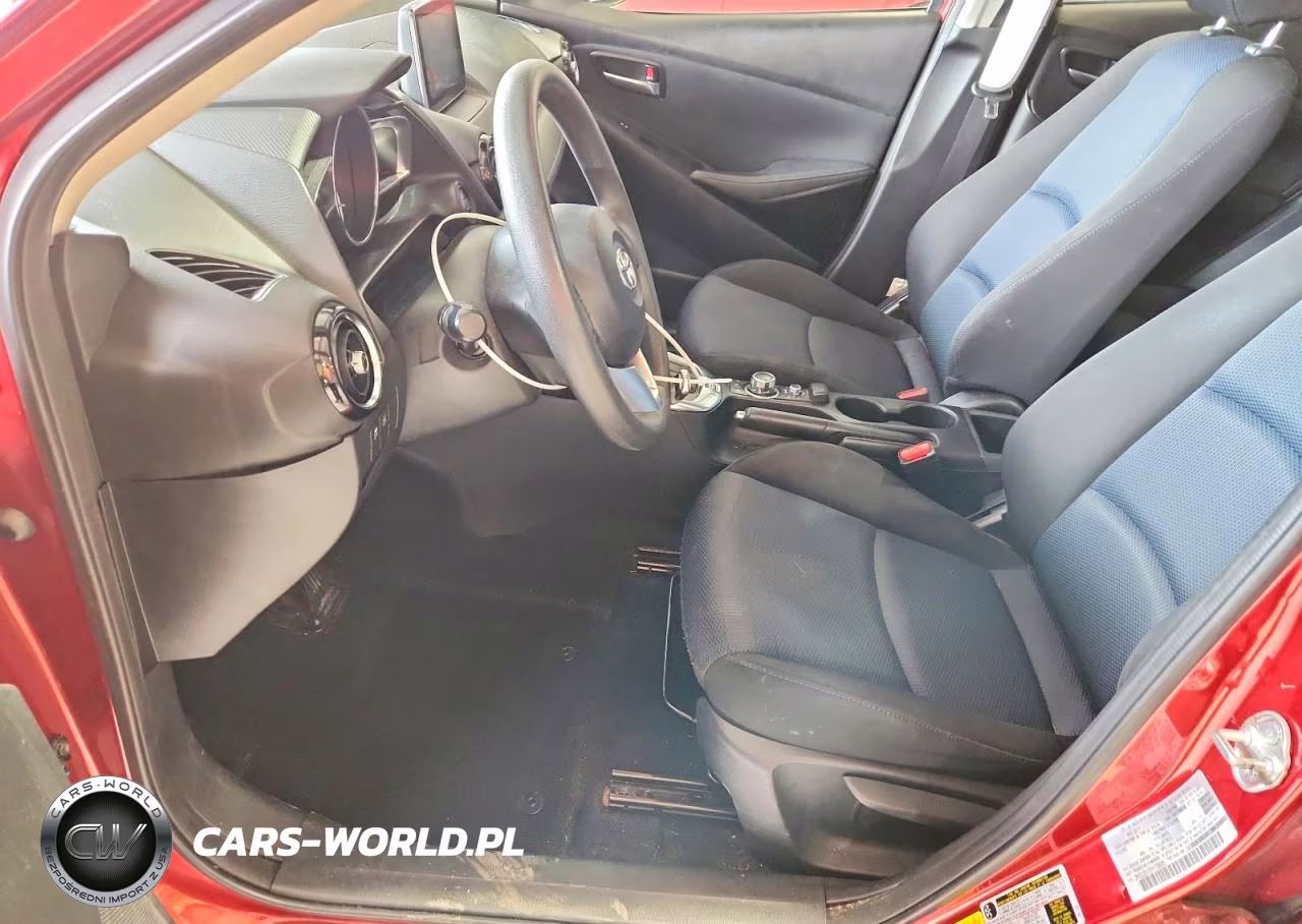 2017 Toyota Yaris Ia Base VIN:3MYDLBYV7HY179905 - 7