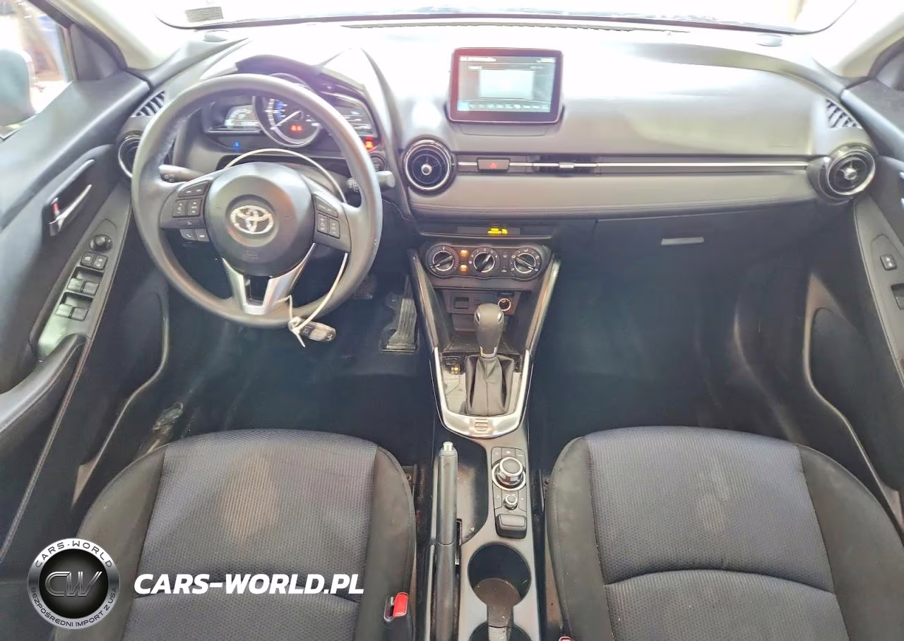 2017 Toyota Yaris Ia Base VIN:3MYDLBYV7HY179905 - 8