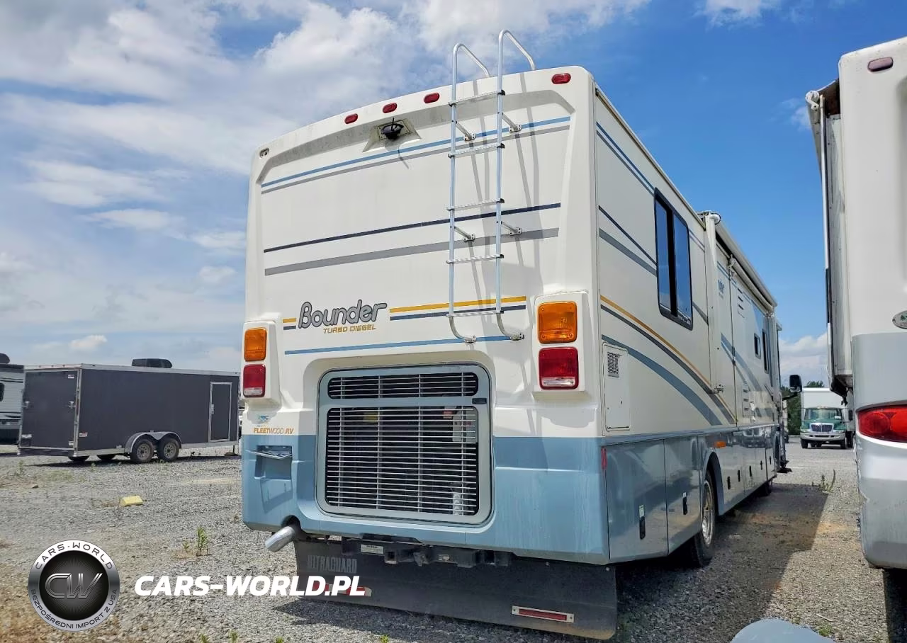 2004 Freightliner Chassis Xc Rv VIN:4UZAAHBV44CM58620 - 4
