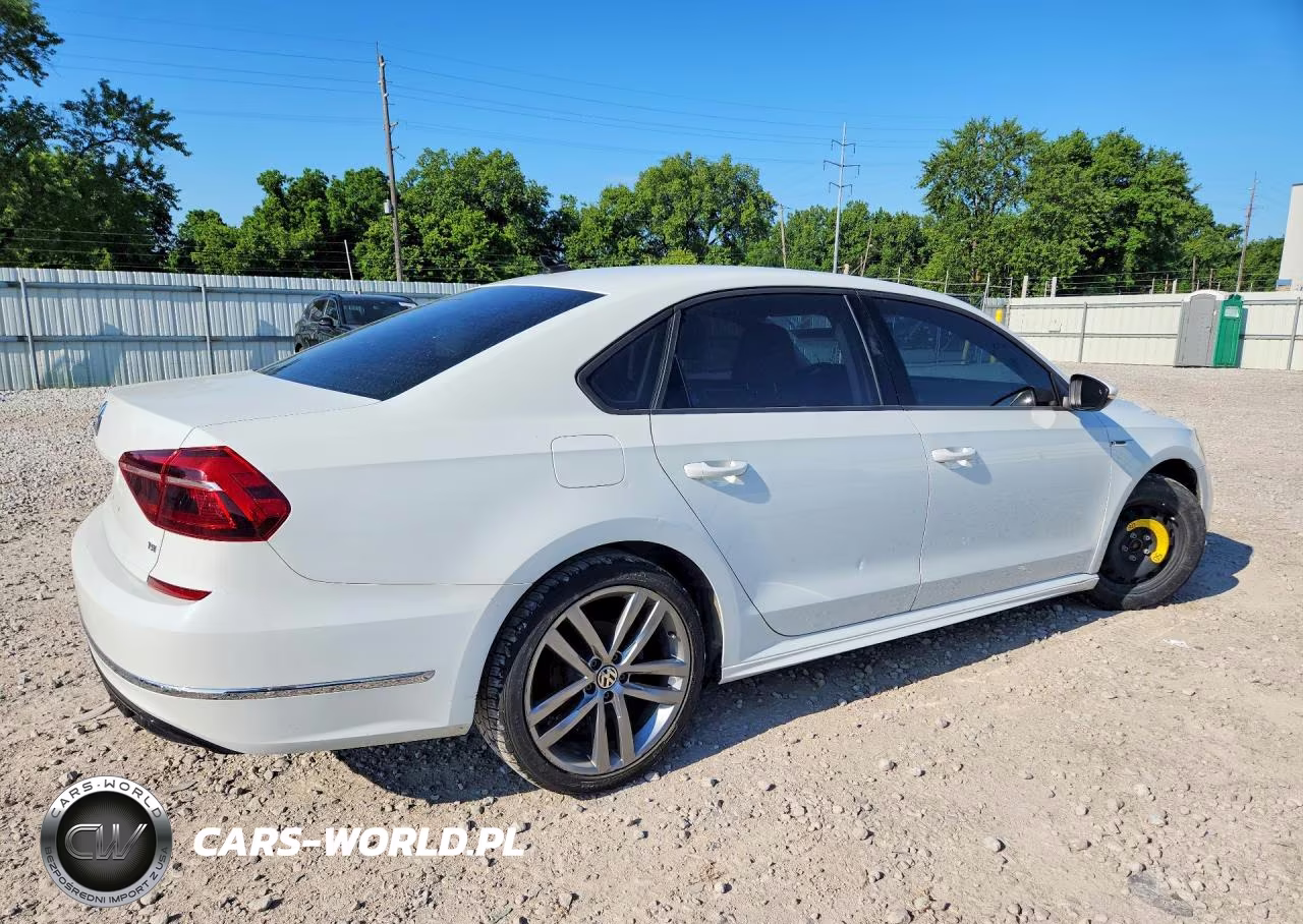 2018 Volkswagen Passat S VIN:1VWAA7A39JC036706 - 3