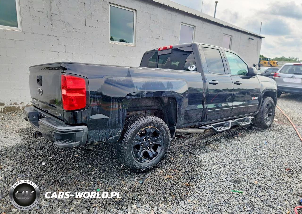 2017 Chevrolet Silverado K1500 Lt VIN:1GCVKREC5HZ393282 - 3