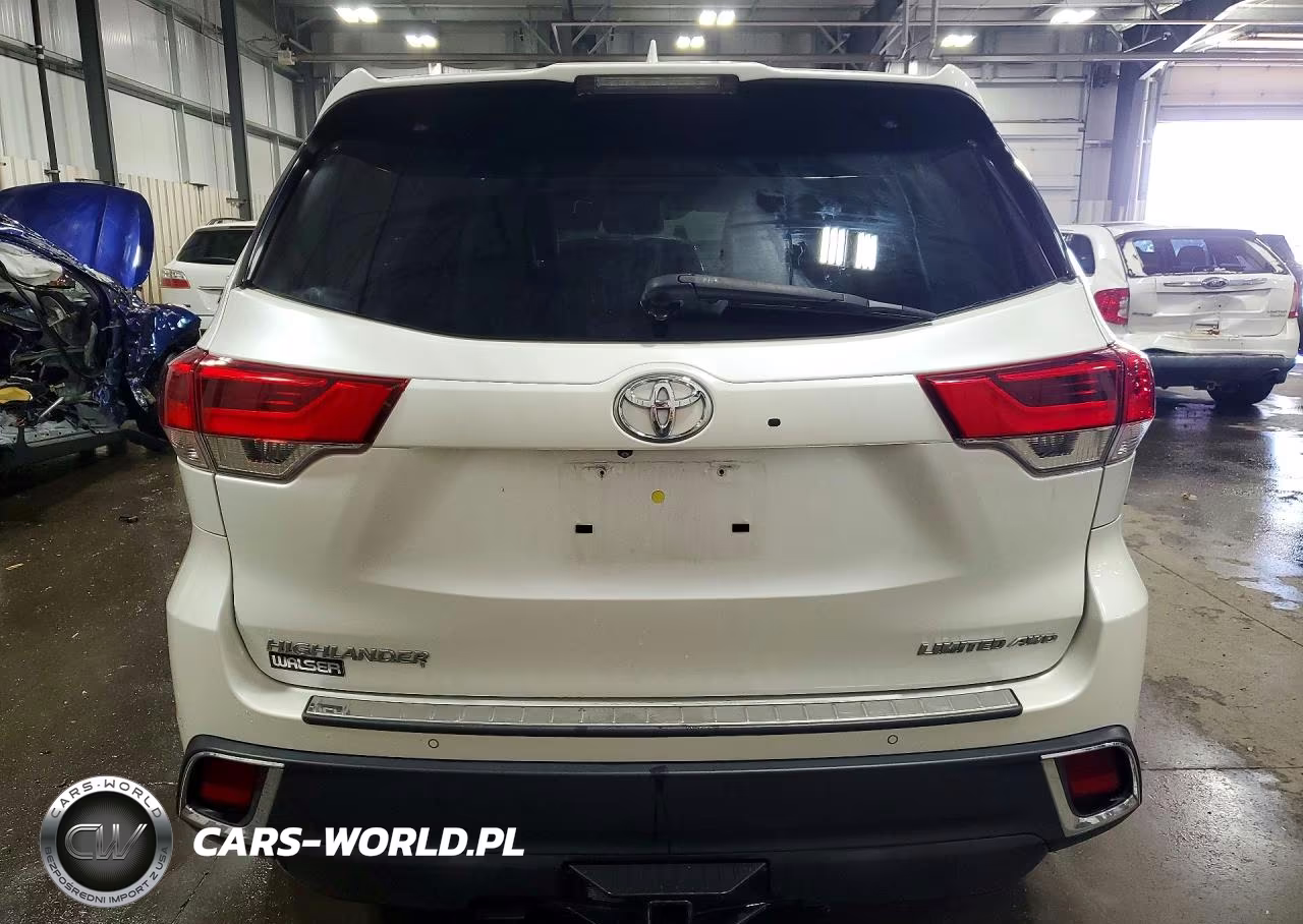 2018 Toyota Highlander Limited Platinum VIN:5TDDZRFH6JS814080 - 6