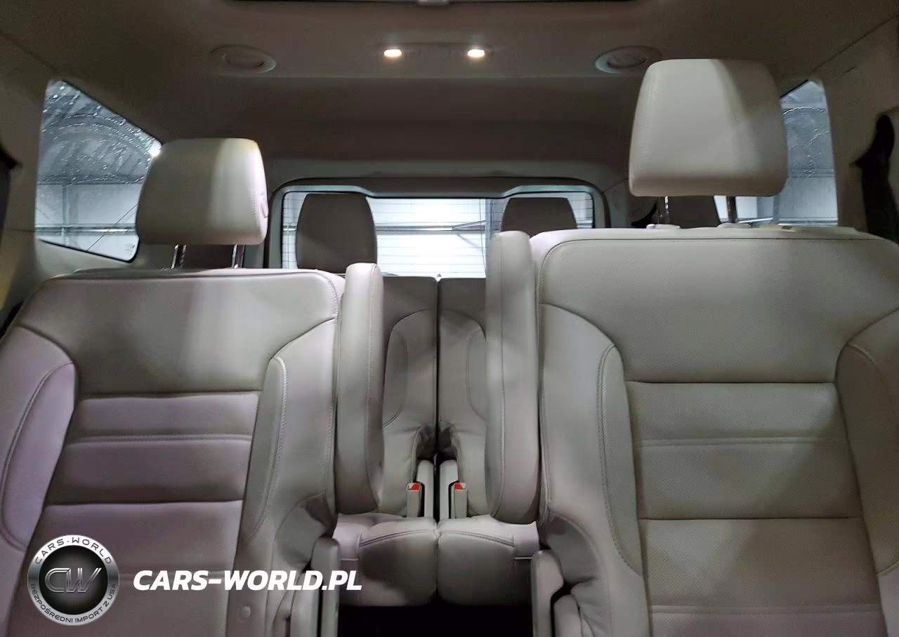 2019 GMC Acadia Denali VIN:1GKKNXLS7KZ111373 - 10