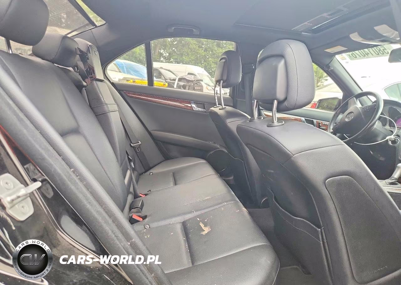 2011 Mercedes-Benz C 300 4Matic VIN:WDDGF8BB7BR182360 - 10
