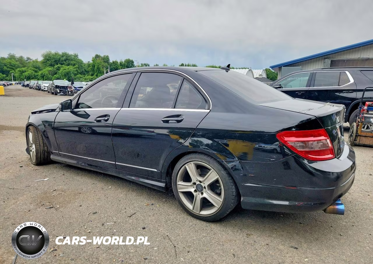 2011 Mercedes-Benz C 300 4Matic VIN:WDDGF8BB7BR182360 - 2