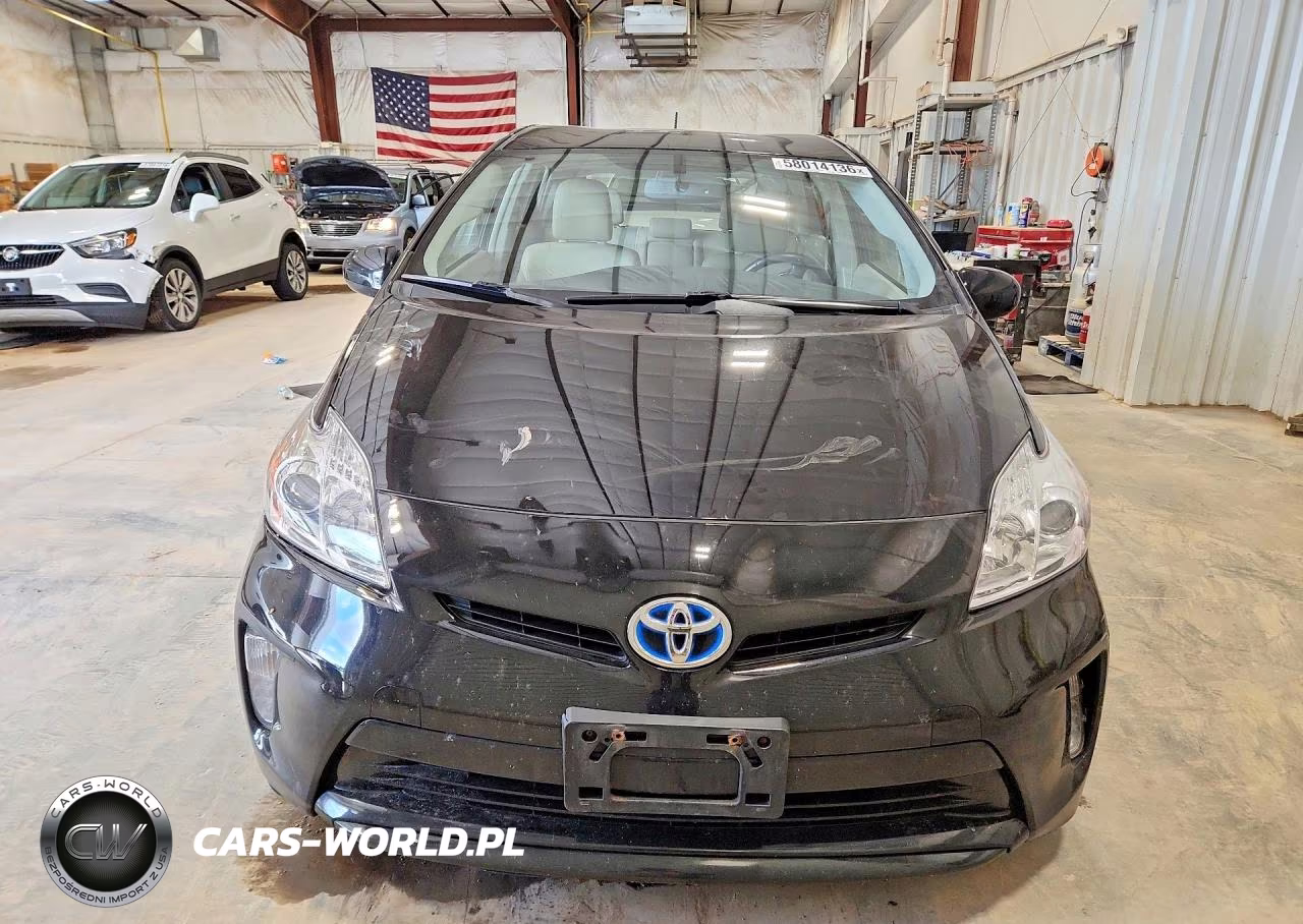 2014 Toyota Prius Four VIN:JTDKN3DU6E0357652 - 5