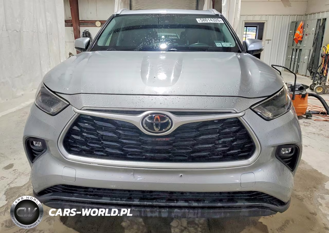 2022 Toyota Highlander Xle VIN:5TDHZRBH5NS163425 - 5