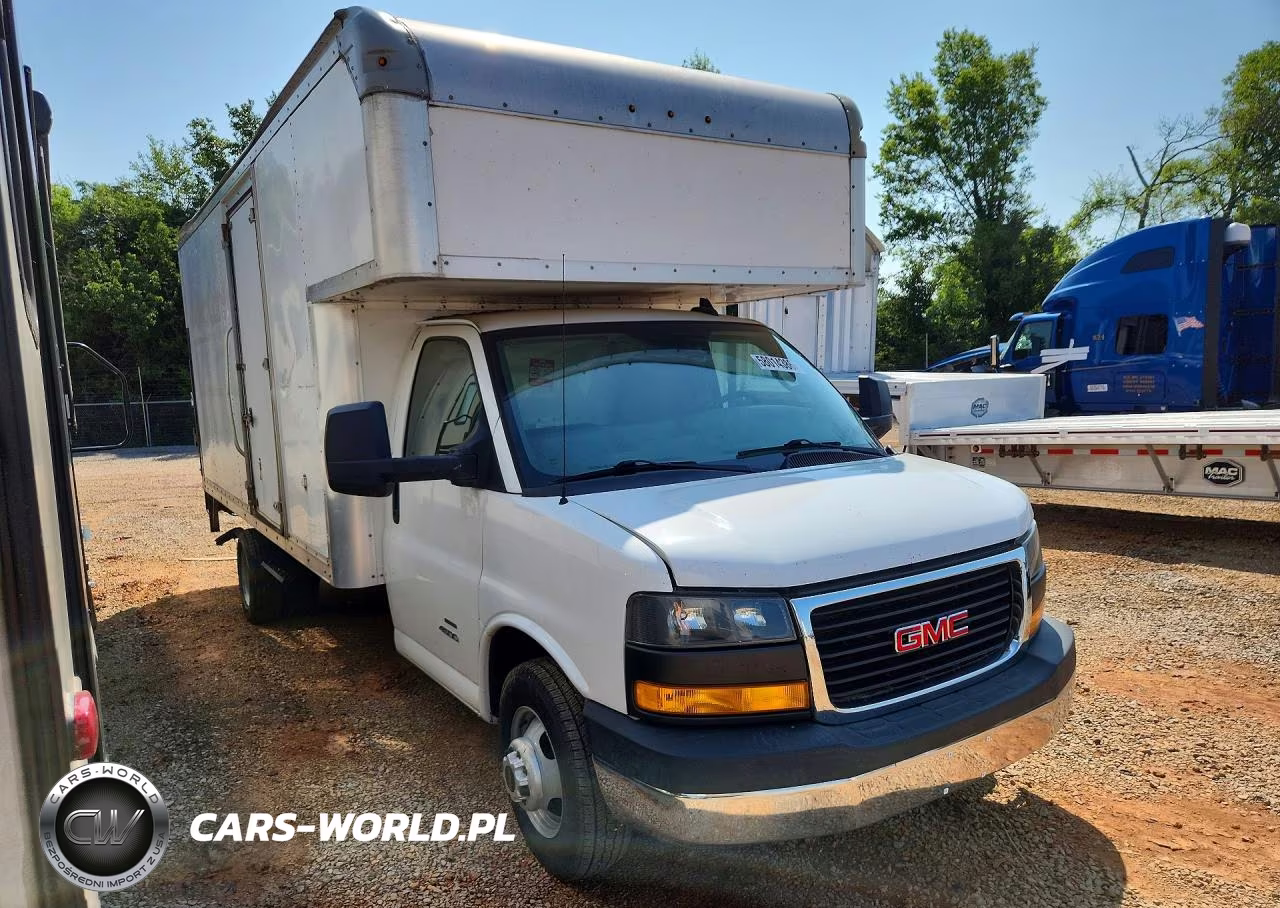 2018 GMC Savana Cutaway G4500 VIN:7GZ67VCGXJN001529 - 4