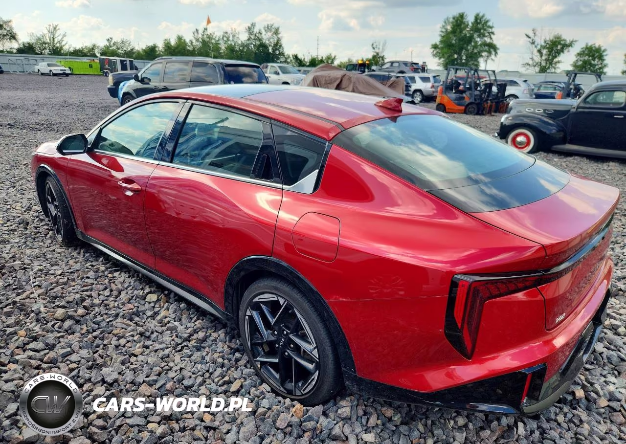 2025 Kia K4 Gt Line VIN:3KPFW4DE2SE043903 - 2