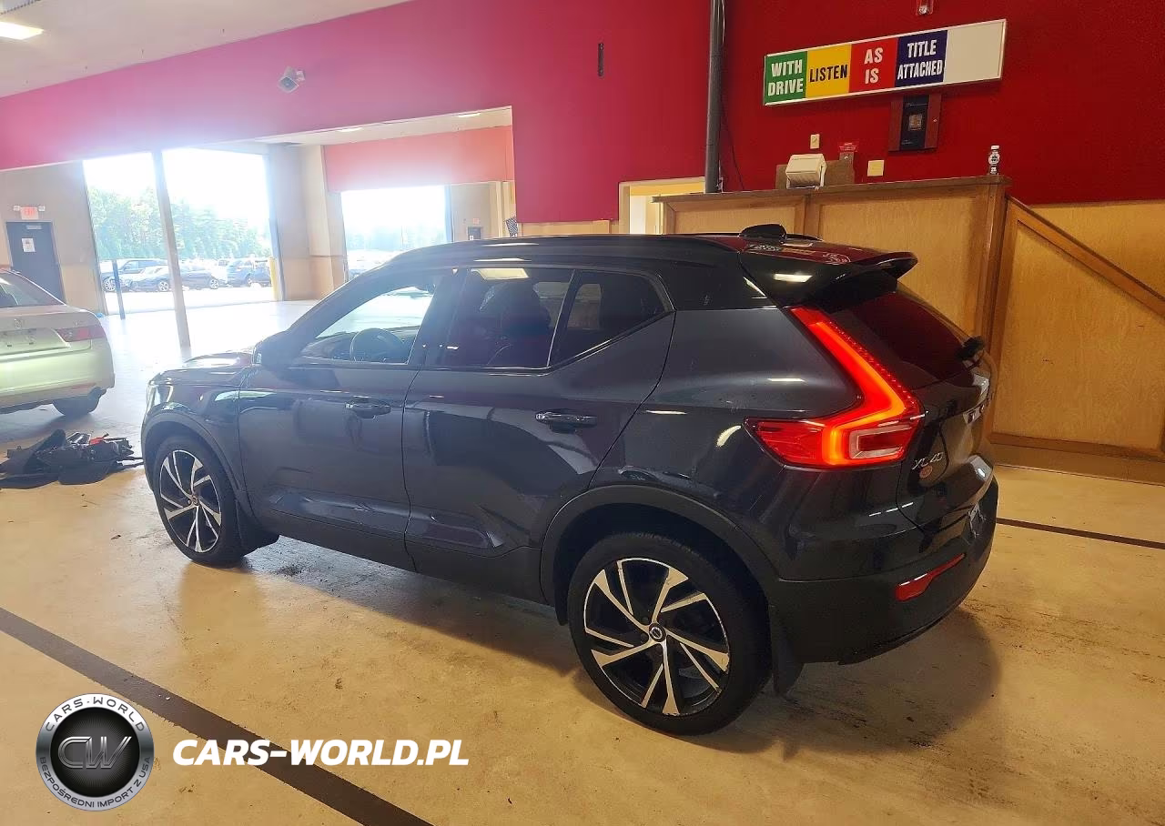 2022 Volvo Xc40 T5 R-Design VIN:YV4162UM7N2647175 - 2