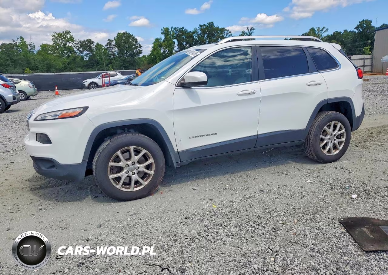 2015 Jeep Cherokee Latitude – zdjęcie 1 z 13