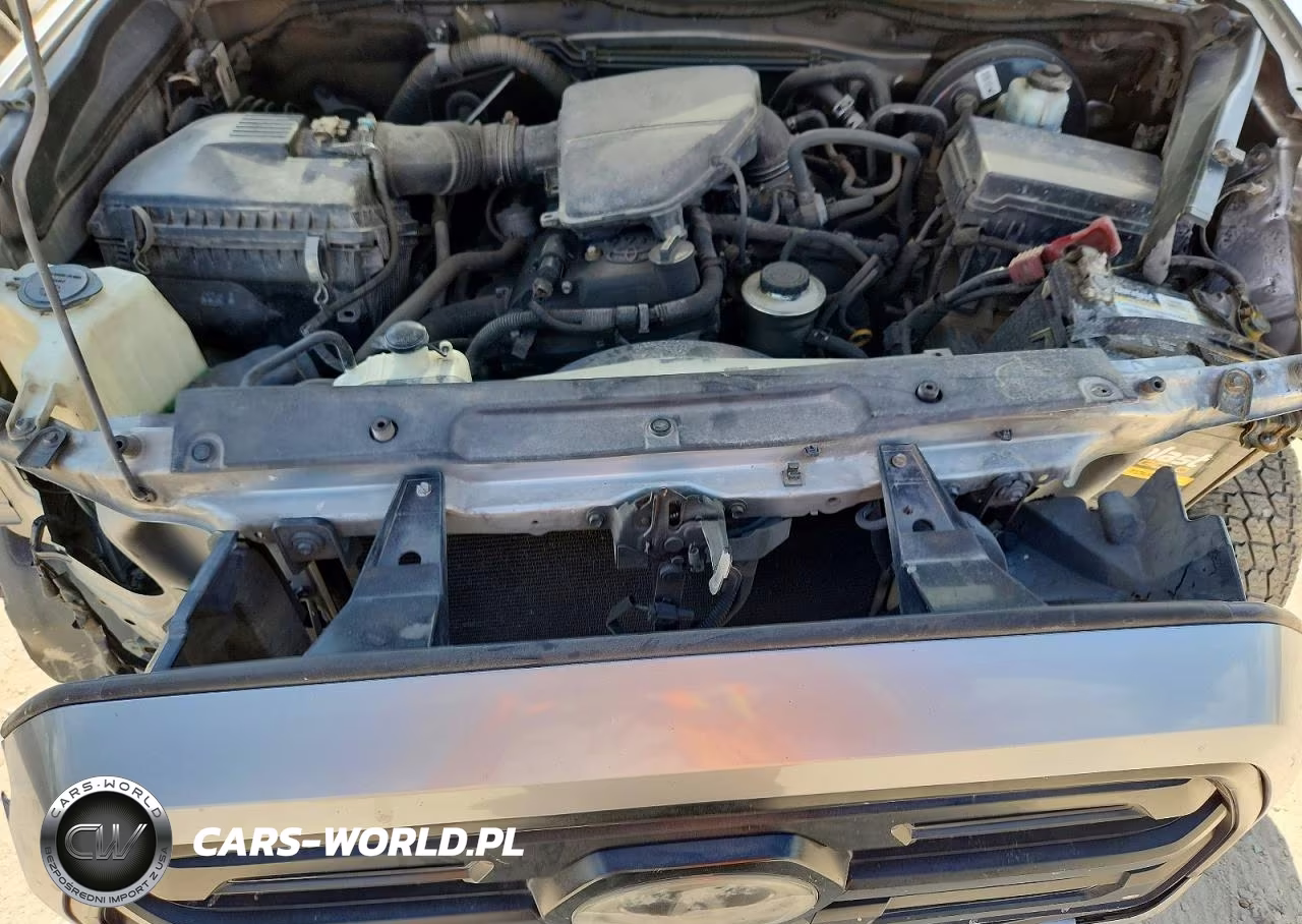 2019 Toyota Tacoma Sr VIN:5TFAX5GN7KX139924 - 11