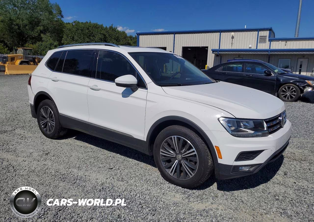 2018 Volkswagen Tiguan Se VIN:3VV3B7AX2JM023209 - 4