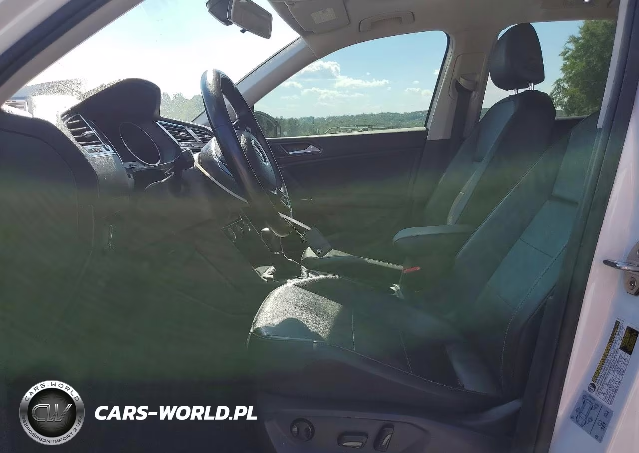 2018 Volkswagen Tiguan Se VIN:3VV3B7AX2JM023209 - 7