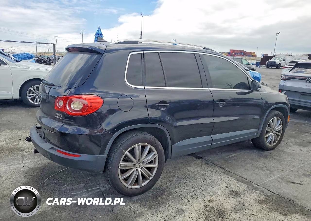 2011 Volkswagen Tiguan S VIN:WVGBV7AX6BW556274 - 3