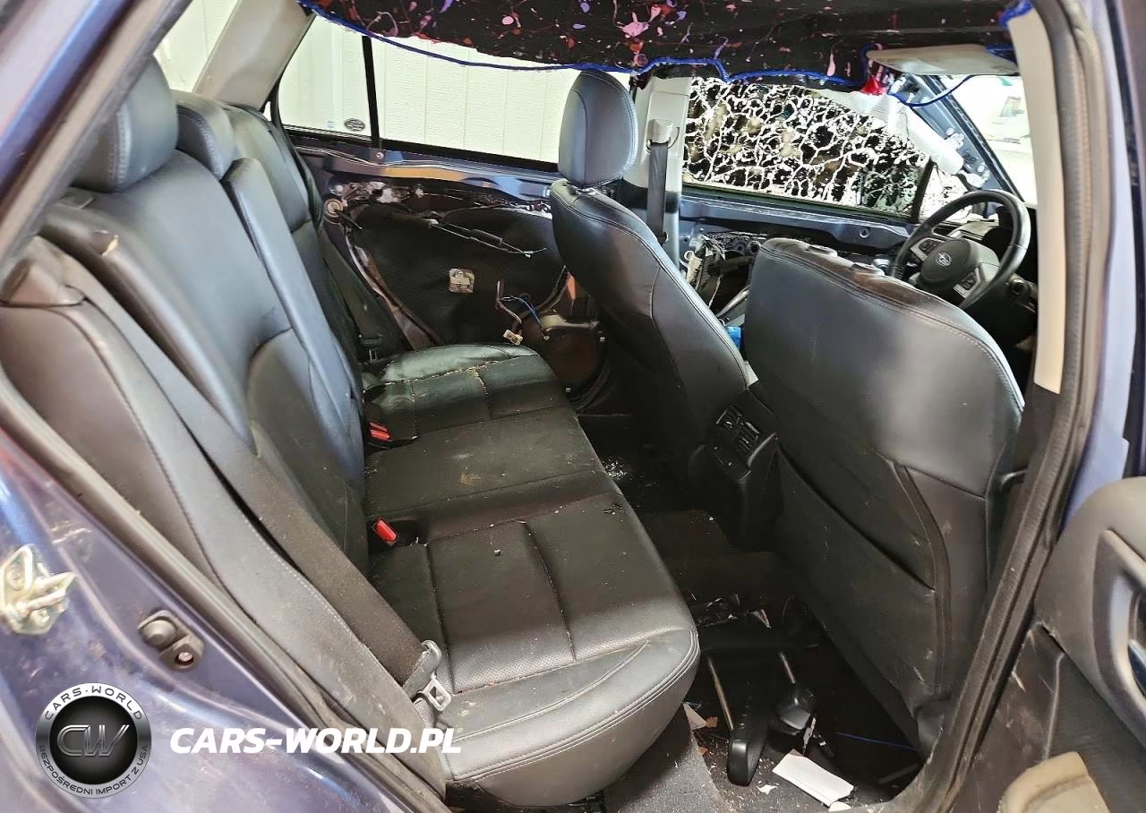2017 Subaru Outback 2.5I Limited VIN:4S4BSANC5H3350645 - 10