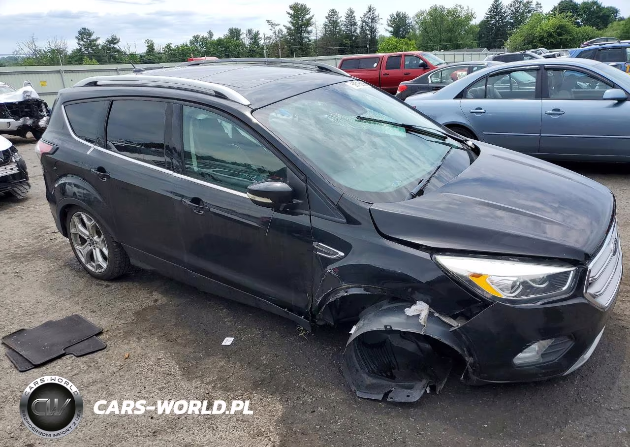 2017 Ford Escape Titanium VIN:1FMCU9JD2HUC58897 - 4