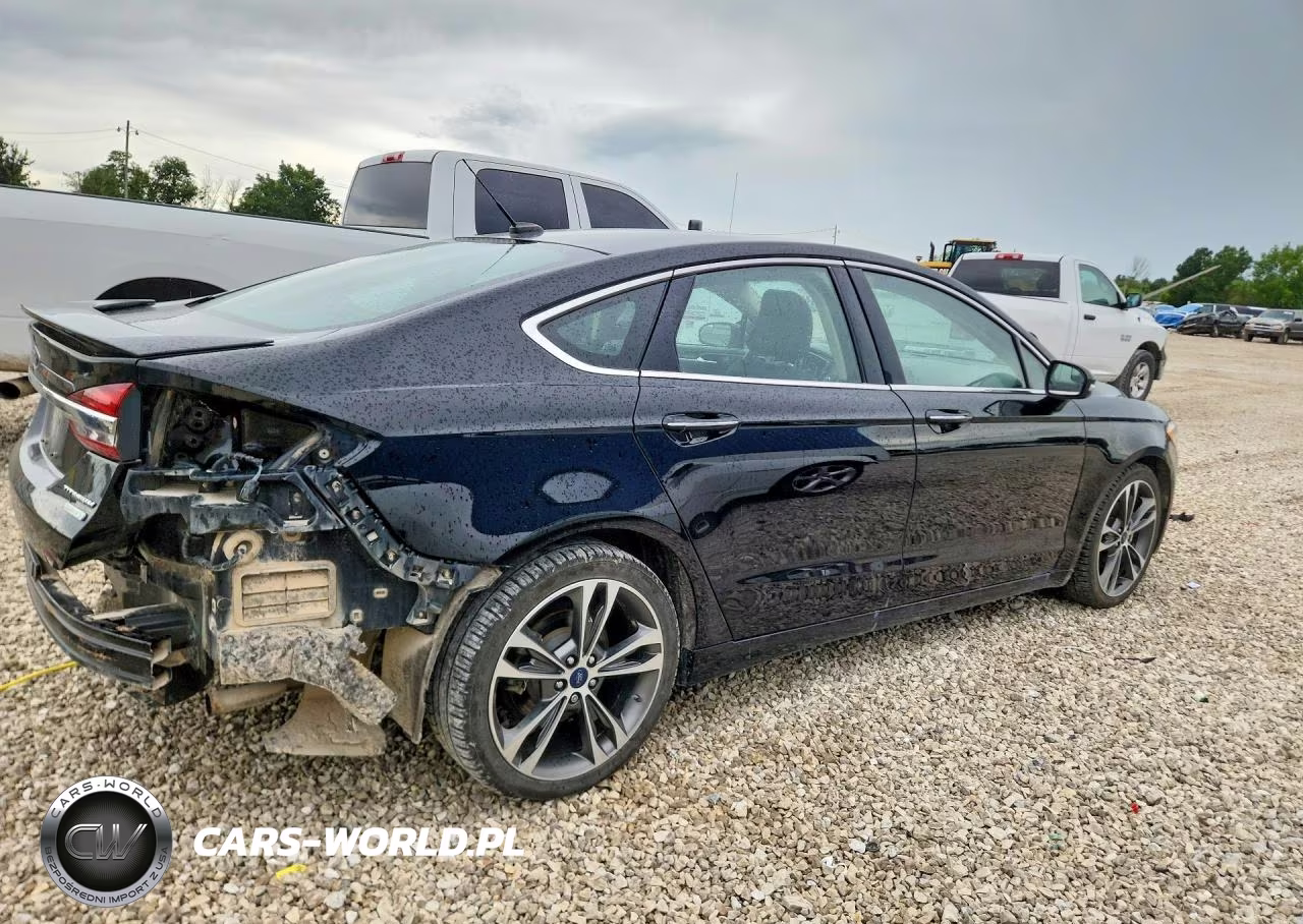 2018 Ford Fusion Titanium VIN:3FA6P0K92JR176718 - 3