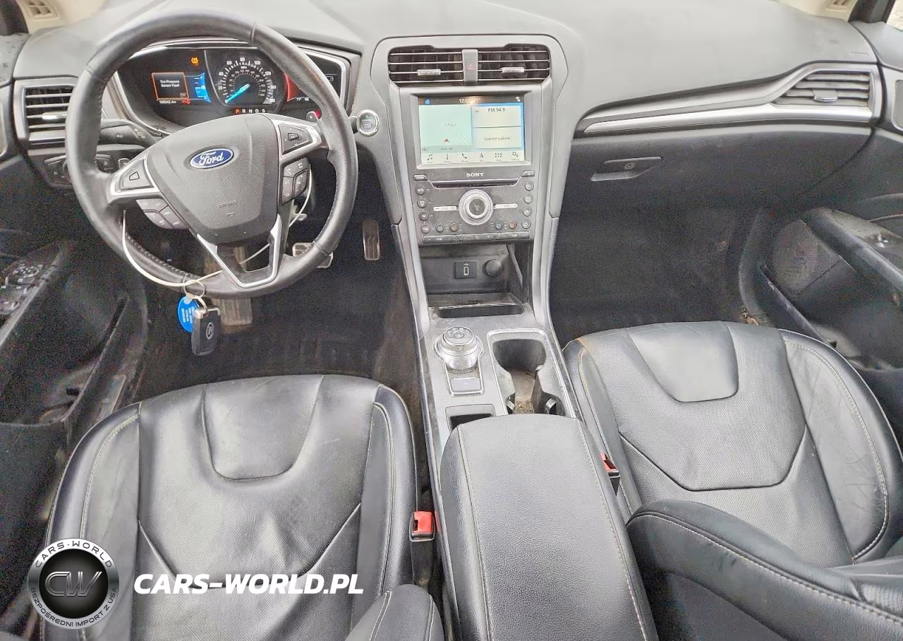 2018 Ford Fusion Titanium VIN:3FA6P0K92JR176718 - 8