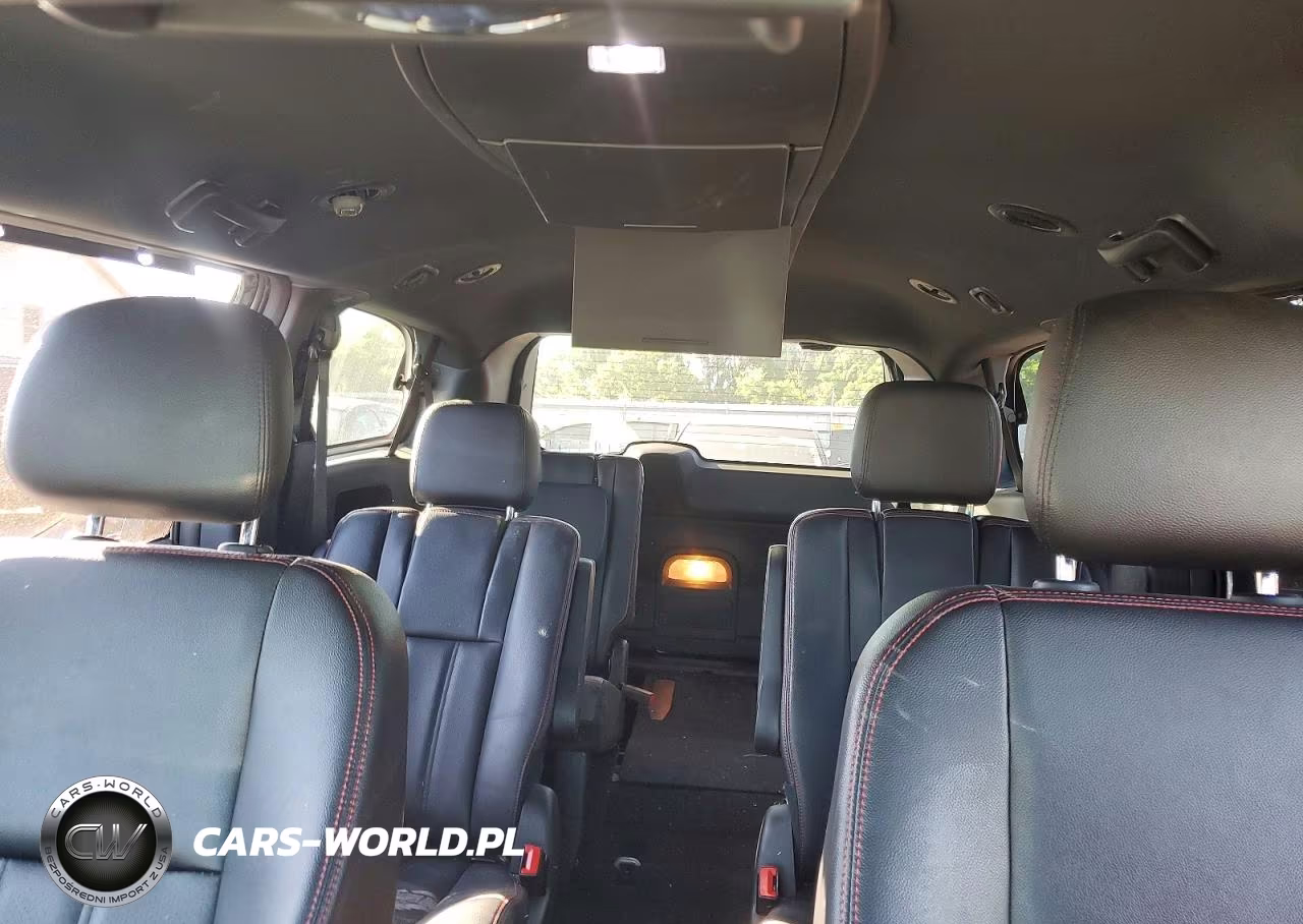 2019 Dodge Grand Caravan Gt VIN:2C4RDGEG4KR556394 - 10