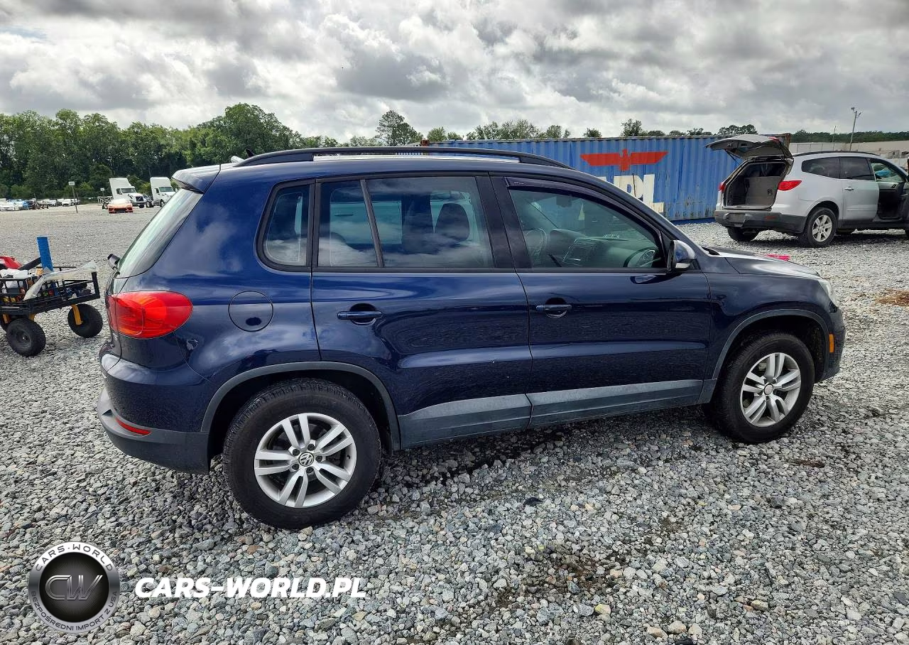 2016 Volkswagen Tiguan S VIN:WVGAV7AXXGW511812 - 3