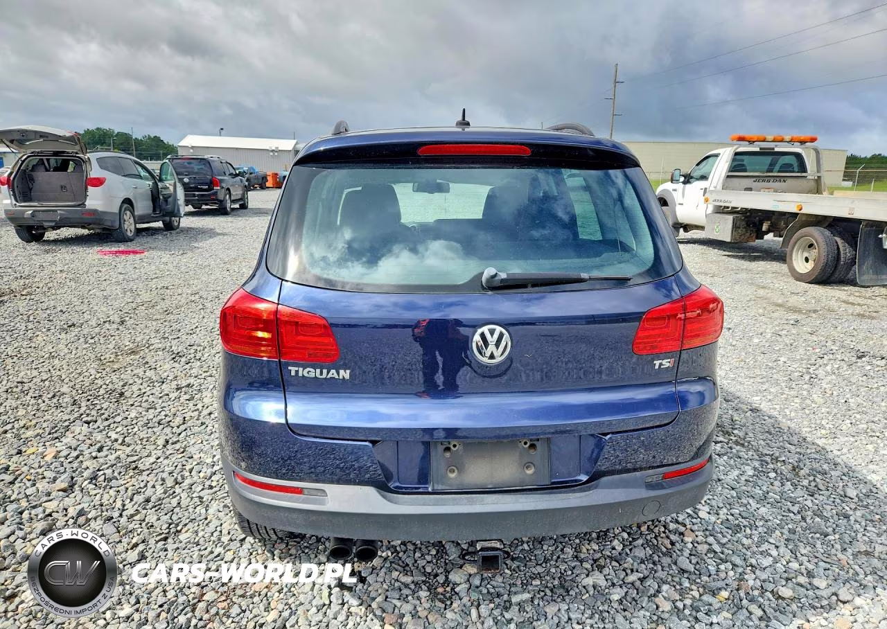 2016 Volkswagen Tiguan S VIN:WVGAV7AXXGW511812 - 6