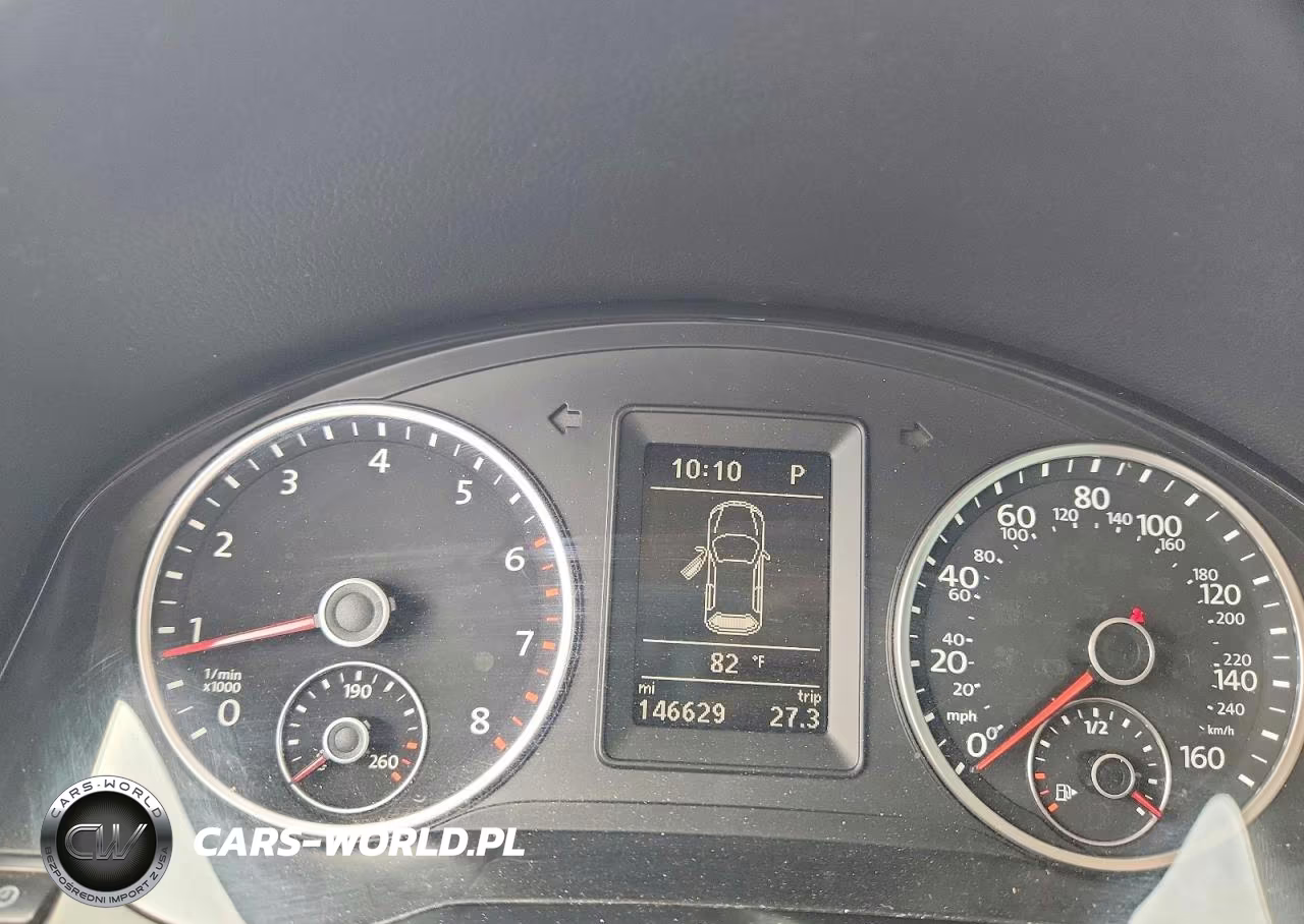 2016 Volkswagen Tiguan S VIN:WVGAV7AXXGW511812 - 9