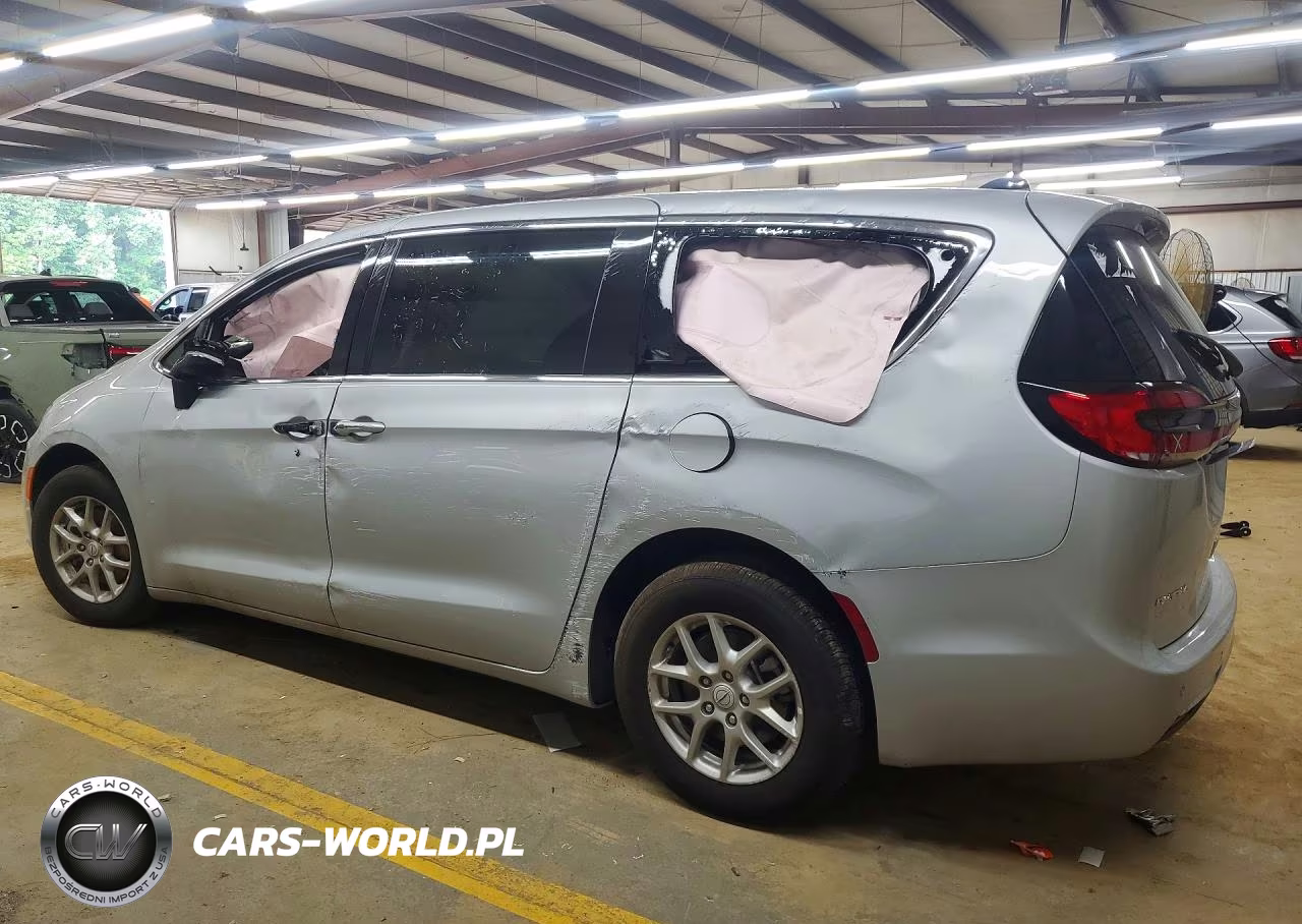 2026 Chrysler Pacifica Select VIN:2C4RC1BG5TR239892 - 2