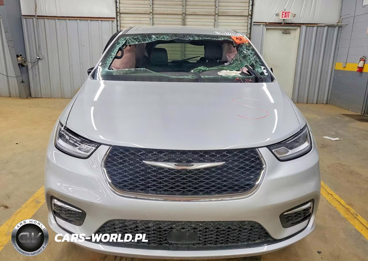 2026 Chrysler Pacifica Select VIN:2C4RC1BG5TR239892 - 5