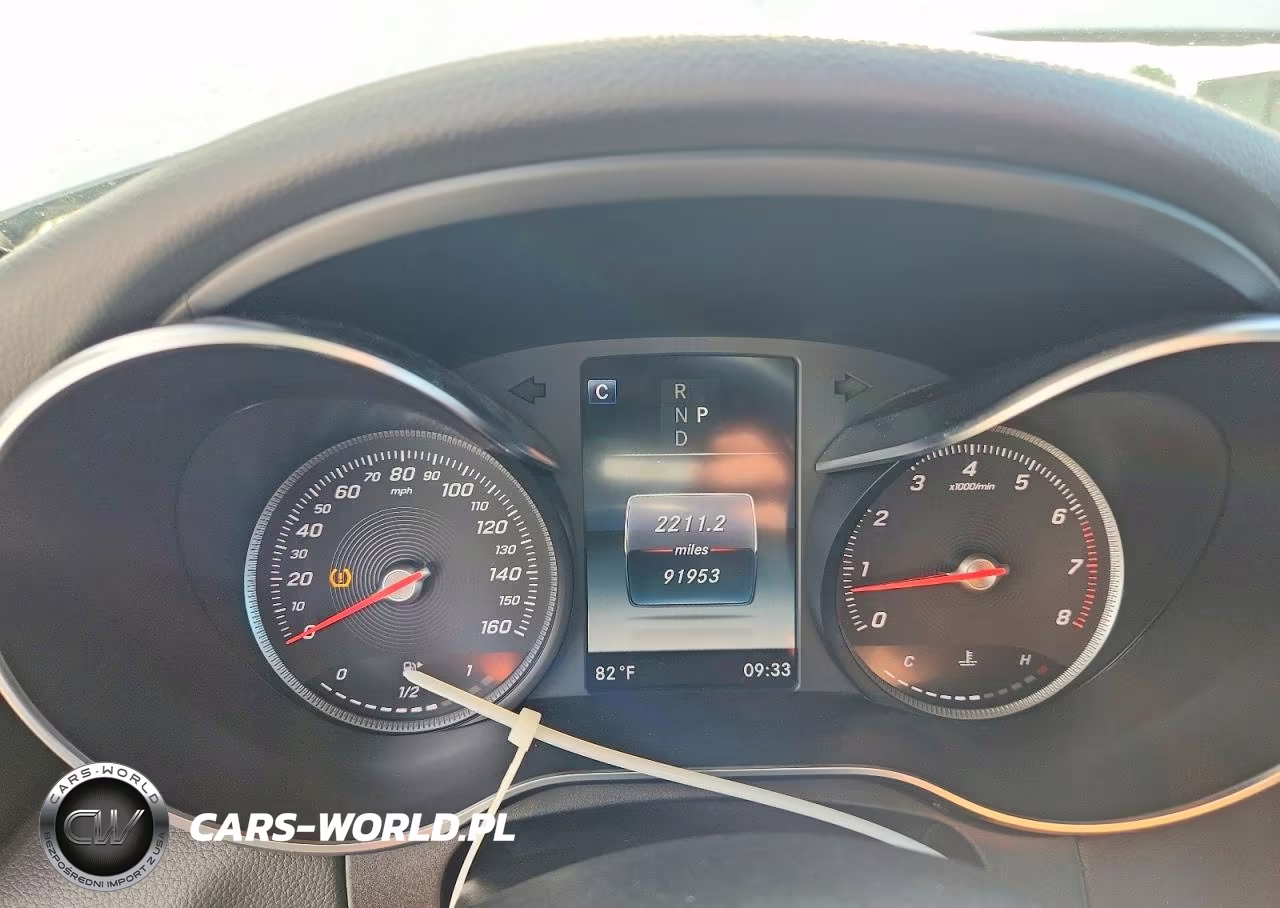 2018 Mercedes-Benz C 300 VIN:55SWF4JB0JU268306 - 9
