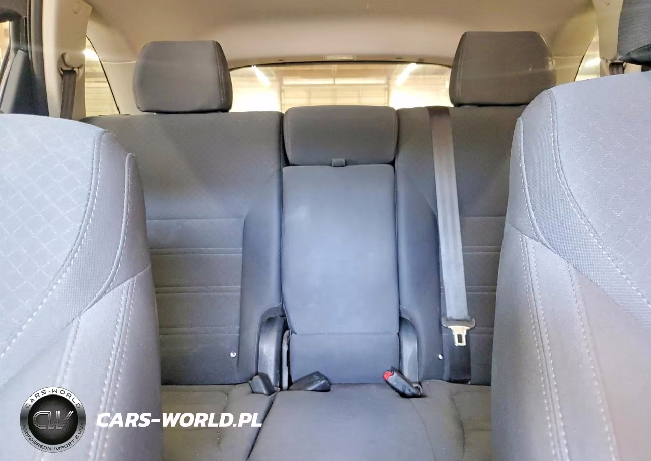 2019 Kia Sorento L VIN:5XYPG4A32KG576258 - 10