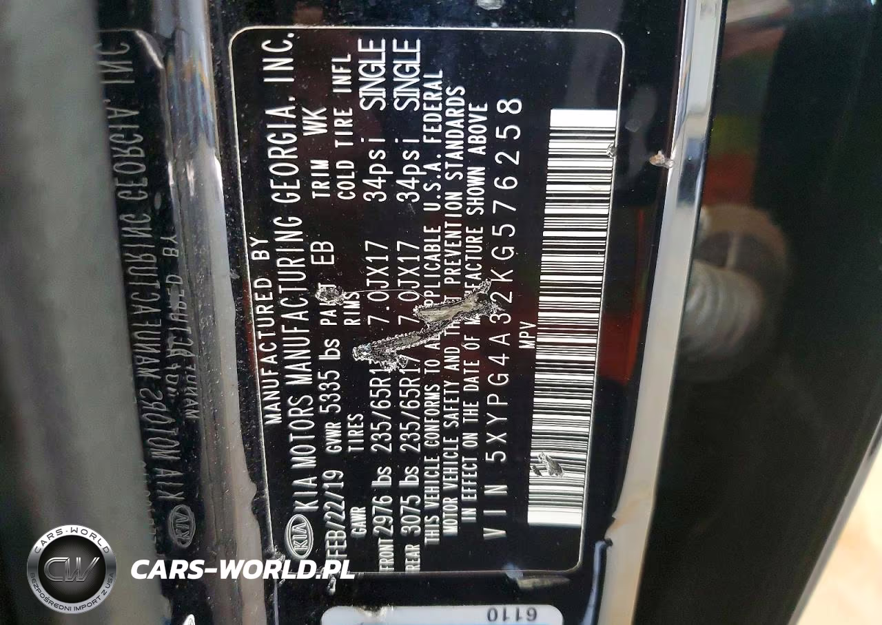 2019 Kia Sorento L VIN:5XYPG4A32KG576258 - 13