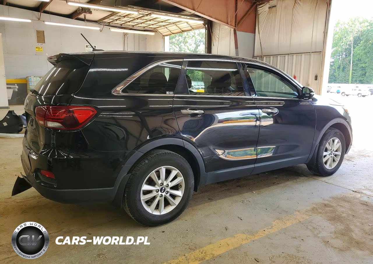 2019 Kia Sorento L VIN:5XYPG4A32KG576258 - 3