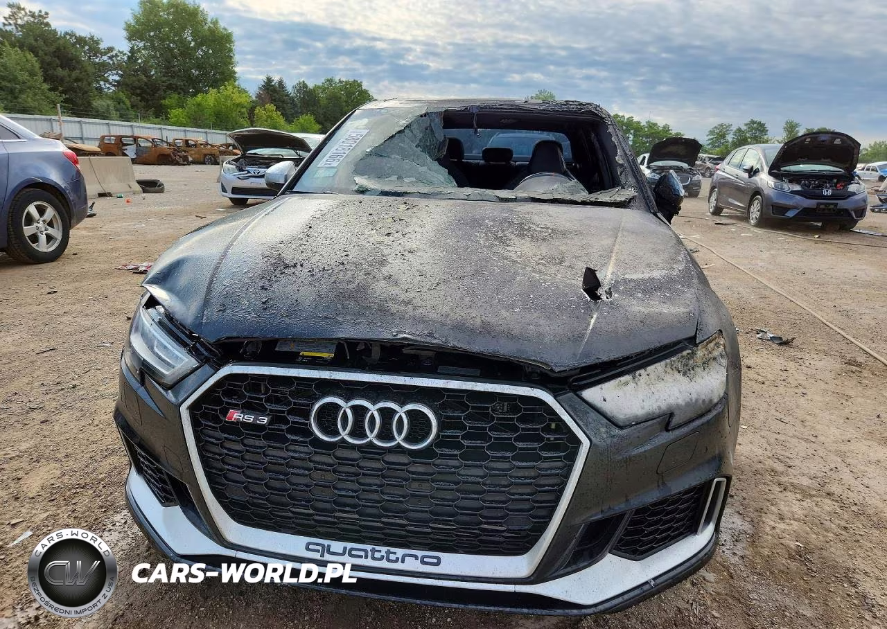 2017 Audi Rs3 VIN:WUABWGFF0H1900398 - 5