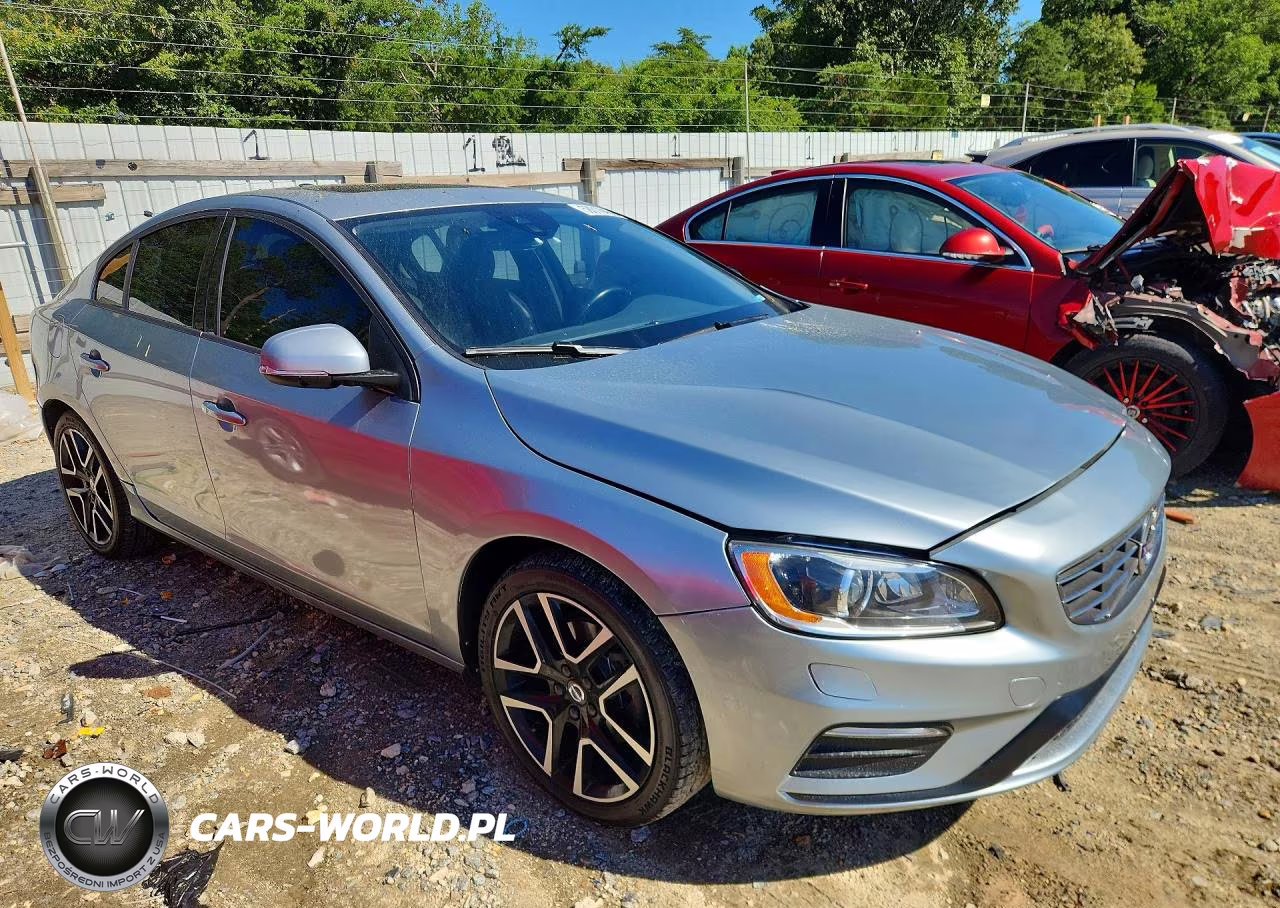 2017 Volvo S60 VIN:YV126MFLXH2434503 - 4