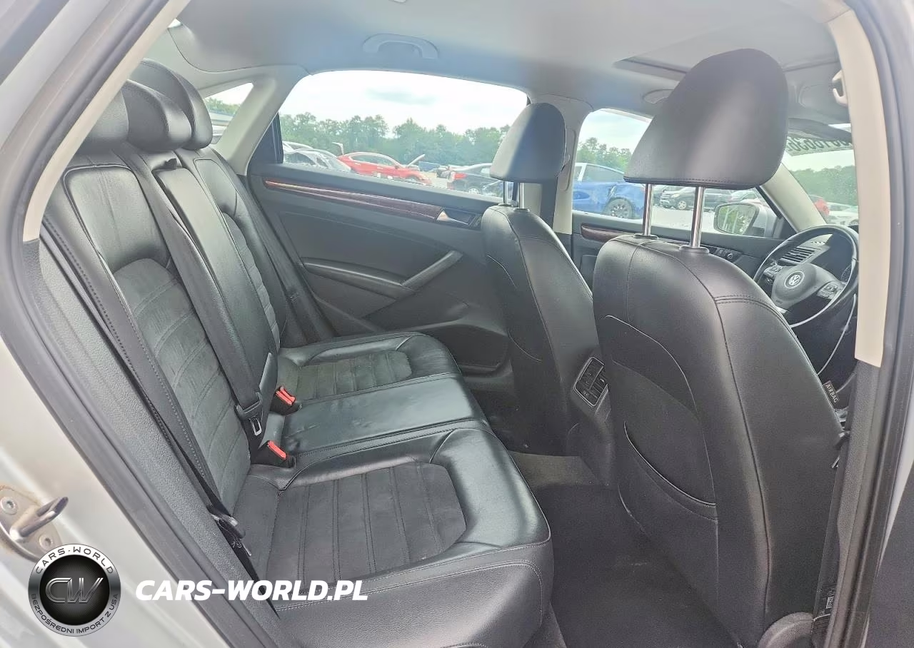 2013 Volkswagen Passat Sel VIN:1VWCN7A32DC083349 - 10