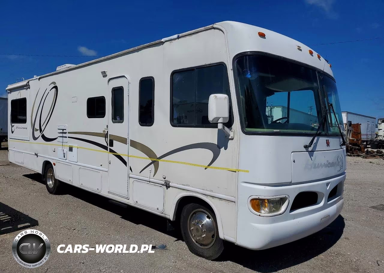 2003 Four Winds Hurricane Rv