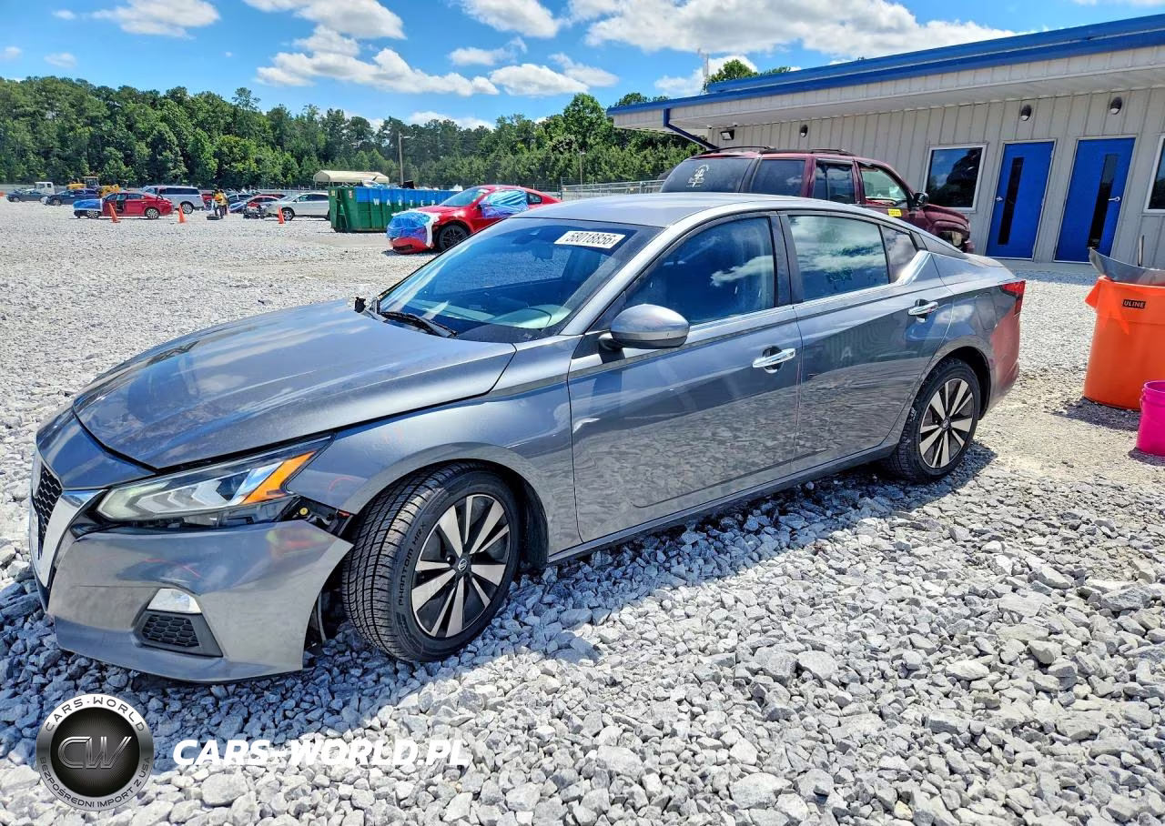 2021 Nissan Altima Sv