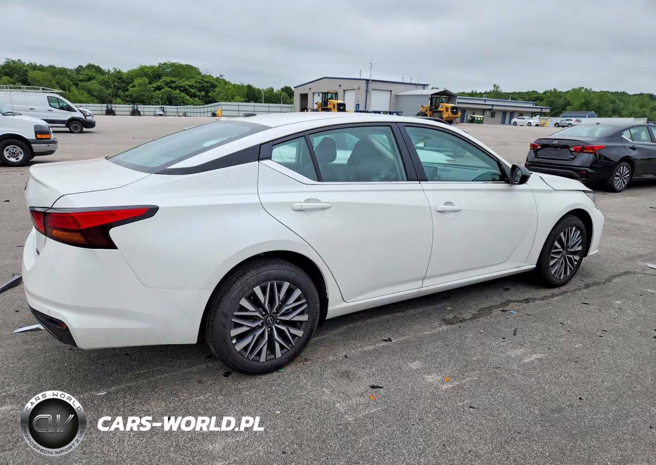 2026 Nissan Altima Sv VIN:1N4BL4DW1TN331544 - 3