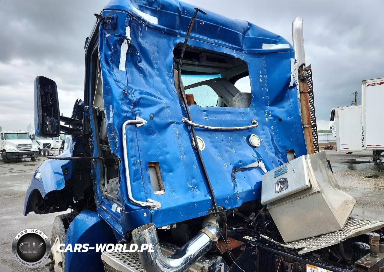 2016 Kenworth T680 Semi Truck VIN:1XKYDP9X7GJ129099 - 9