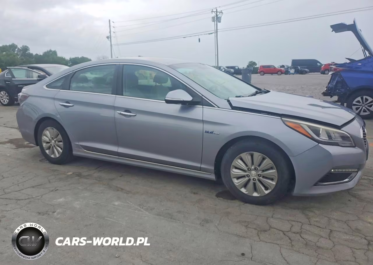 2016 Hyundai Sonata Hybrid Se VIN:KMHE24L14GA025494 - 4