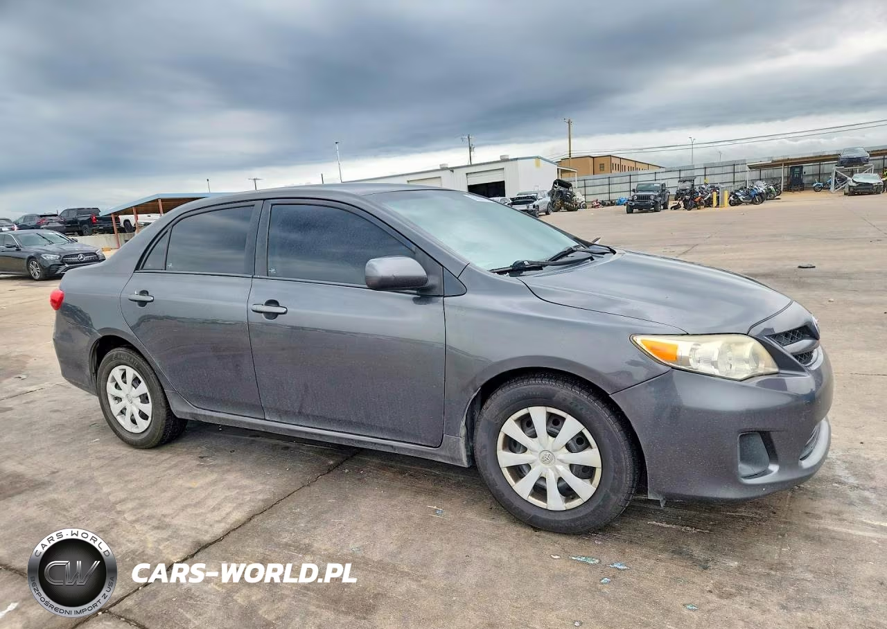 2011 Toyota Corolla Le VIN:2T1BU4EE7BC740131 - 4