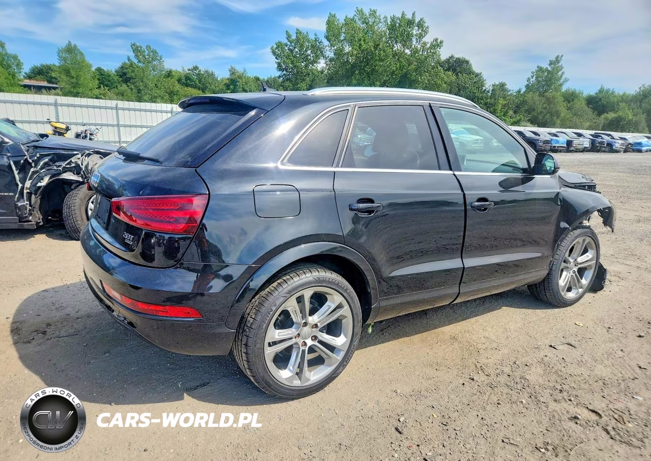 2015 Audi Q3 Prestige VIN:WA1GFCFS9FR003615 - 3