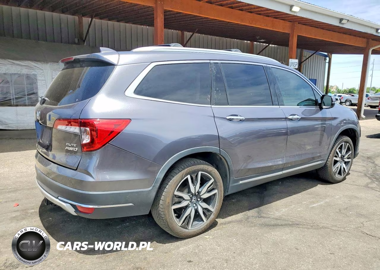 2019 Honda Pilot Elite VIN:5FNYF6H05KB010455 - 3