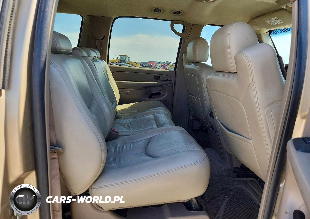 2006 Chevrolet Suburban K1500 VIN:3GNFK16ZX6G105852 - 11