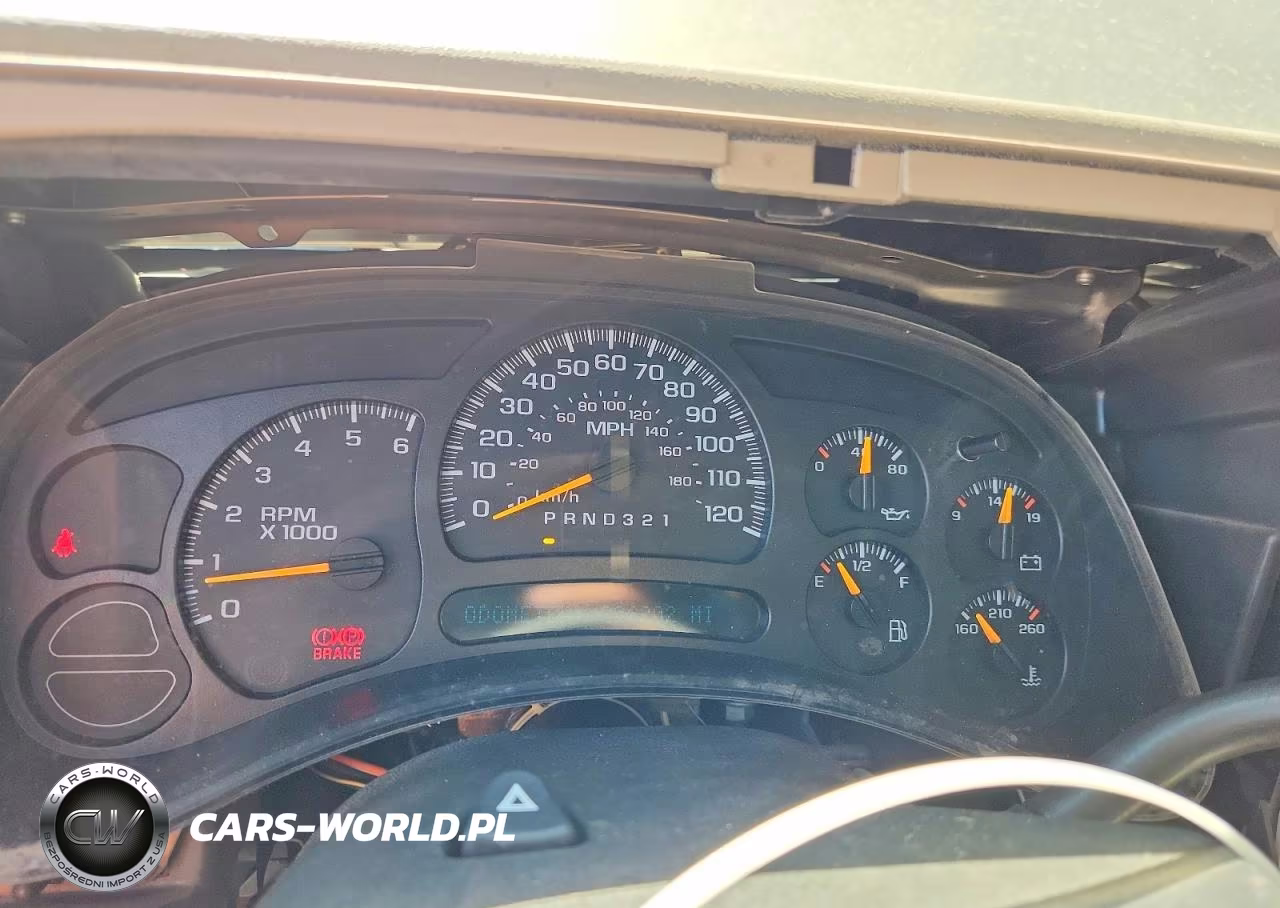 2006 Chevrolet Suburban K1500 VIN:3GNFK16ZX6G105852 - 9