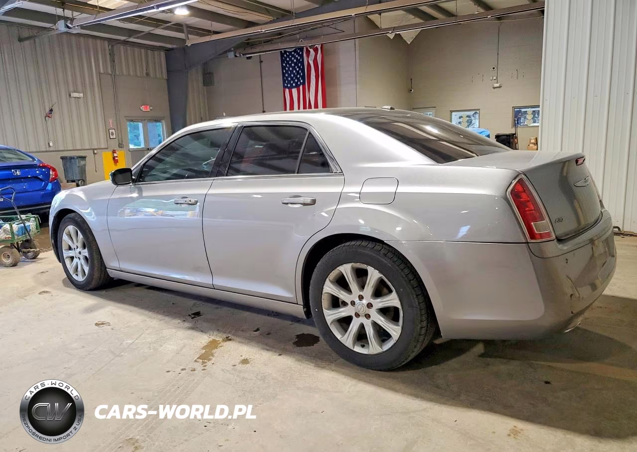2013 Chrysler 300 S VIN:2C3CCAGT5DH590308 - 2